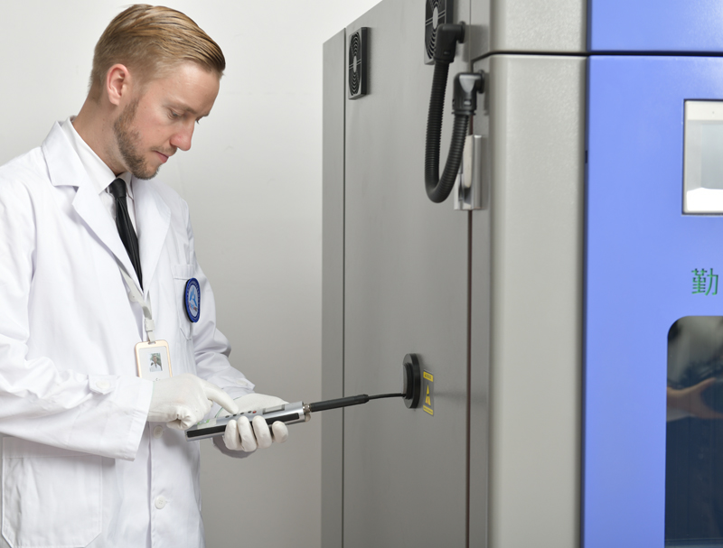 PCB高低温湿热交变试验箱 PCB高低温湿热交变试验箱