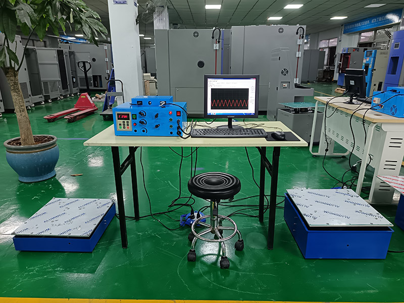 ���ʽ��̨����һ���